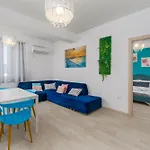 شقة Curacao - Building Stefan Năvodari