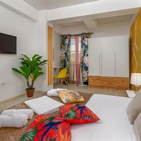 Curacao - Building Stefan Apartment Navodari