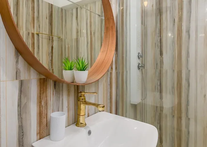 Apartment Curacao - Building Stefan Navodari