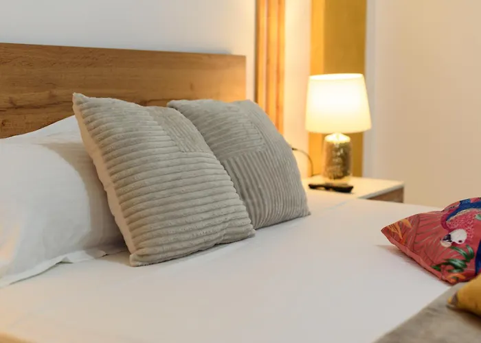 Curacao - Building Stefan Navodari